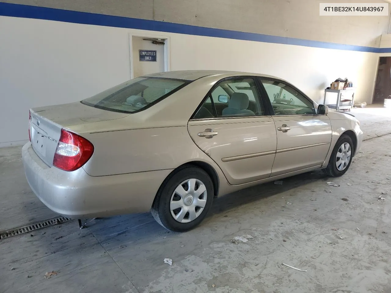 2004 Toyota Camry Le VIN: 4T1BE32K14U843967 Lot: 80157754