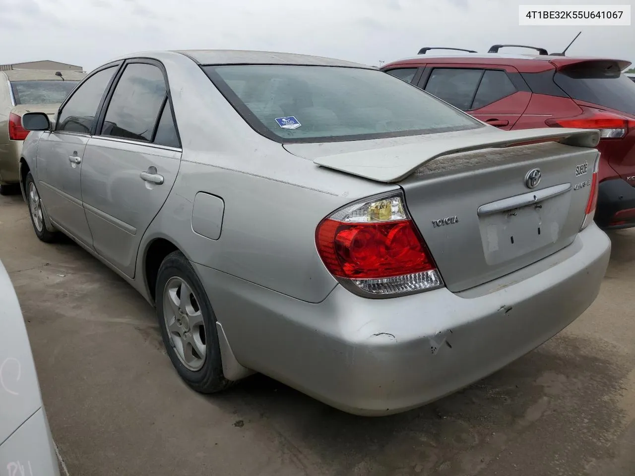 4T1BE32K55U641067 2005 Toyota Camry Le