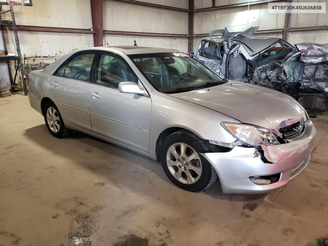 2005 Toyota Camry Le VIN: 4T1BF30K45U606858 Lot: 56208684