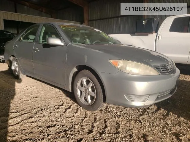 2005 Toyota Camry Le VIN: 4T1BE32K45U626107 Lot: 56220622