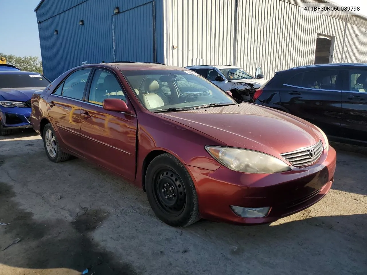 4T1BF30K05U089798 2005 Toyota Camry Le