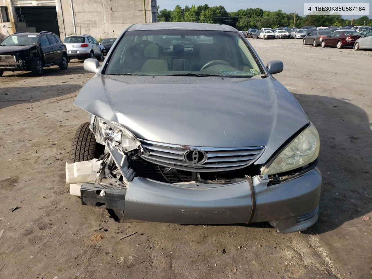 2005 Toyota Camry Le VIN: 4T1BE30K85U587184 Lot: 57487954