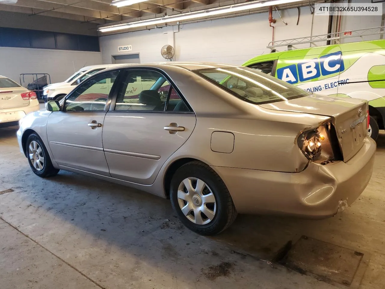 2005 Toyota Camry Le VIN: 4T1BE32K65U394528 Lot: 60163624