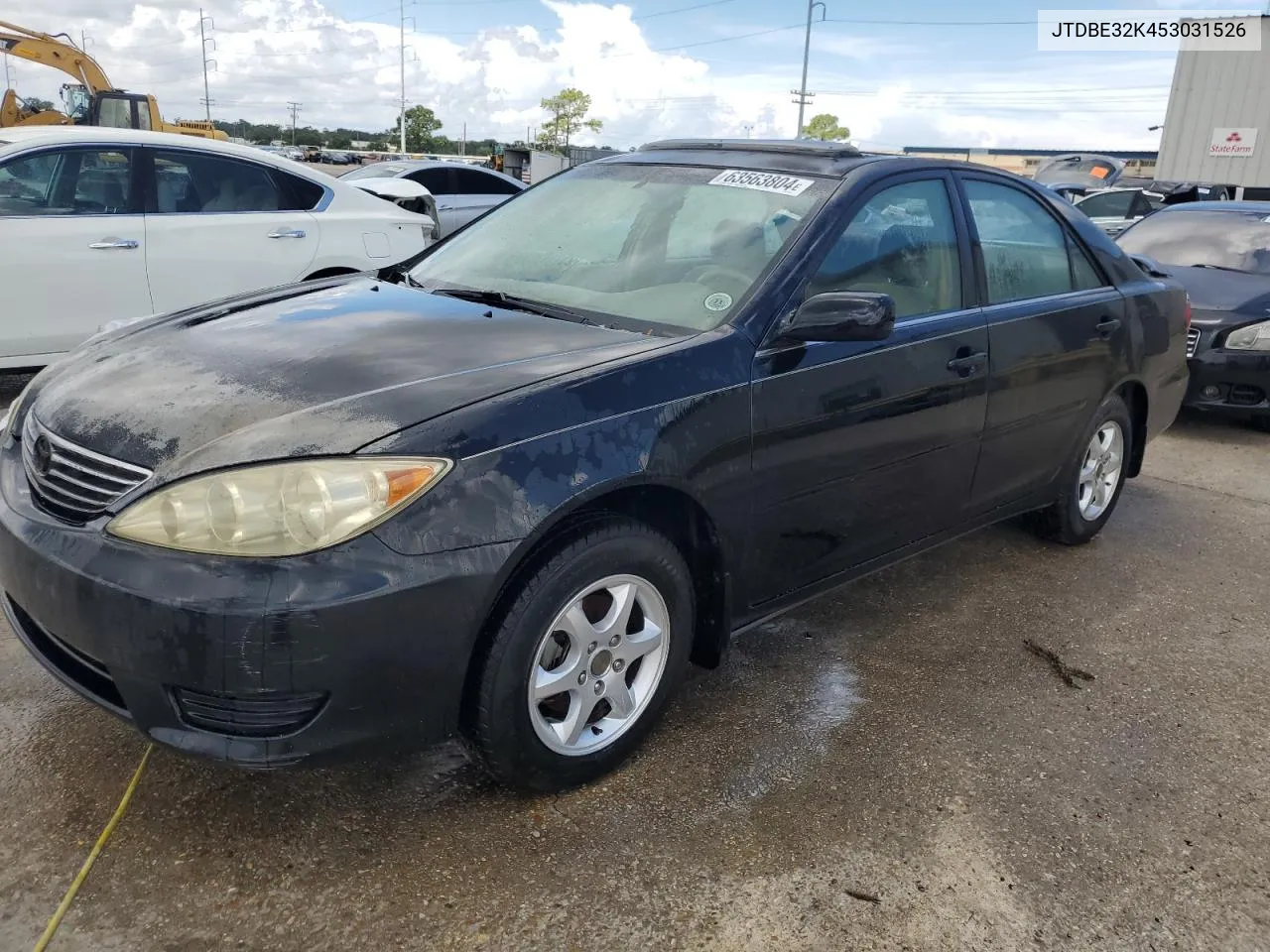 2005 Toyota Camry Le VIN: JTDBE32K453031526 Lot: 63563804