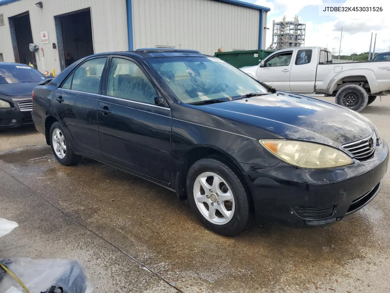 2005 Toyota Camry Le VIN: JTDBE32K453031526 Lot: 63563804