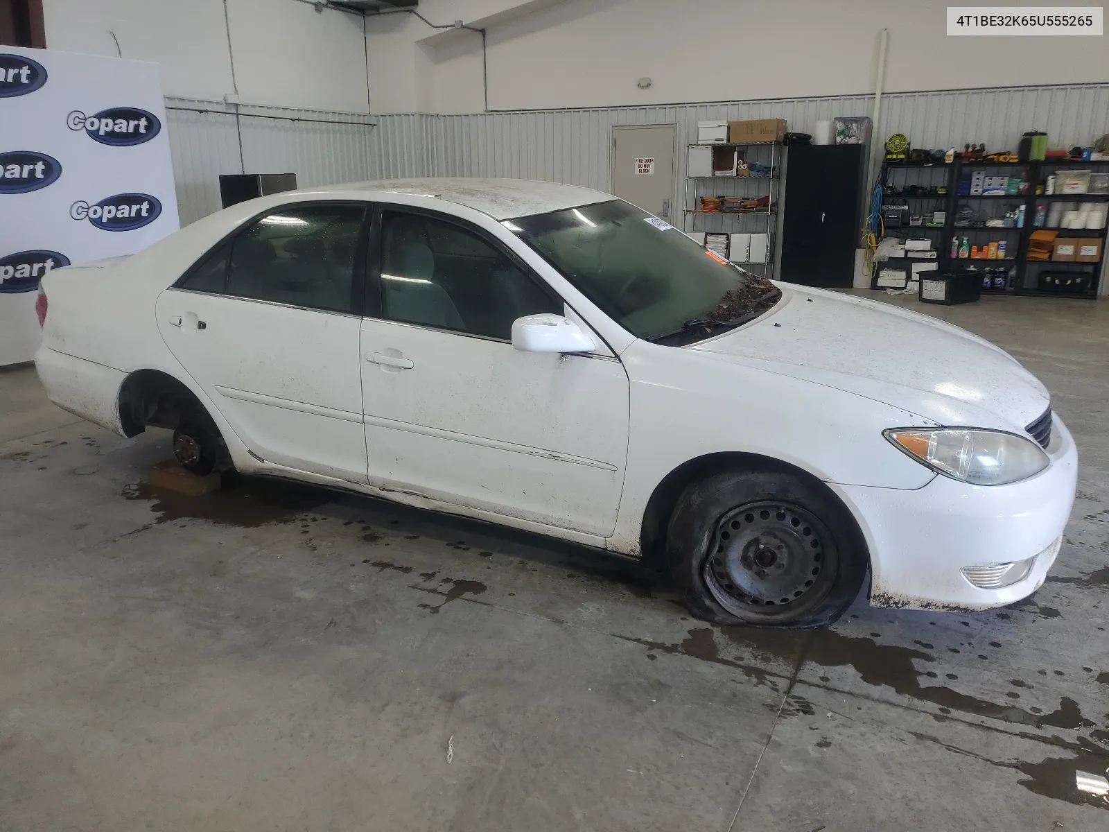 2005 Toyota Camry Le VIN: 4T1BE32K65U555265 Lot: 64499874