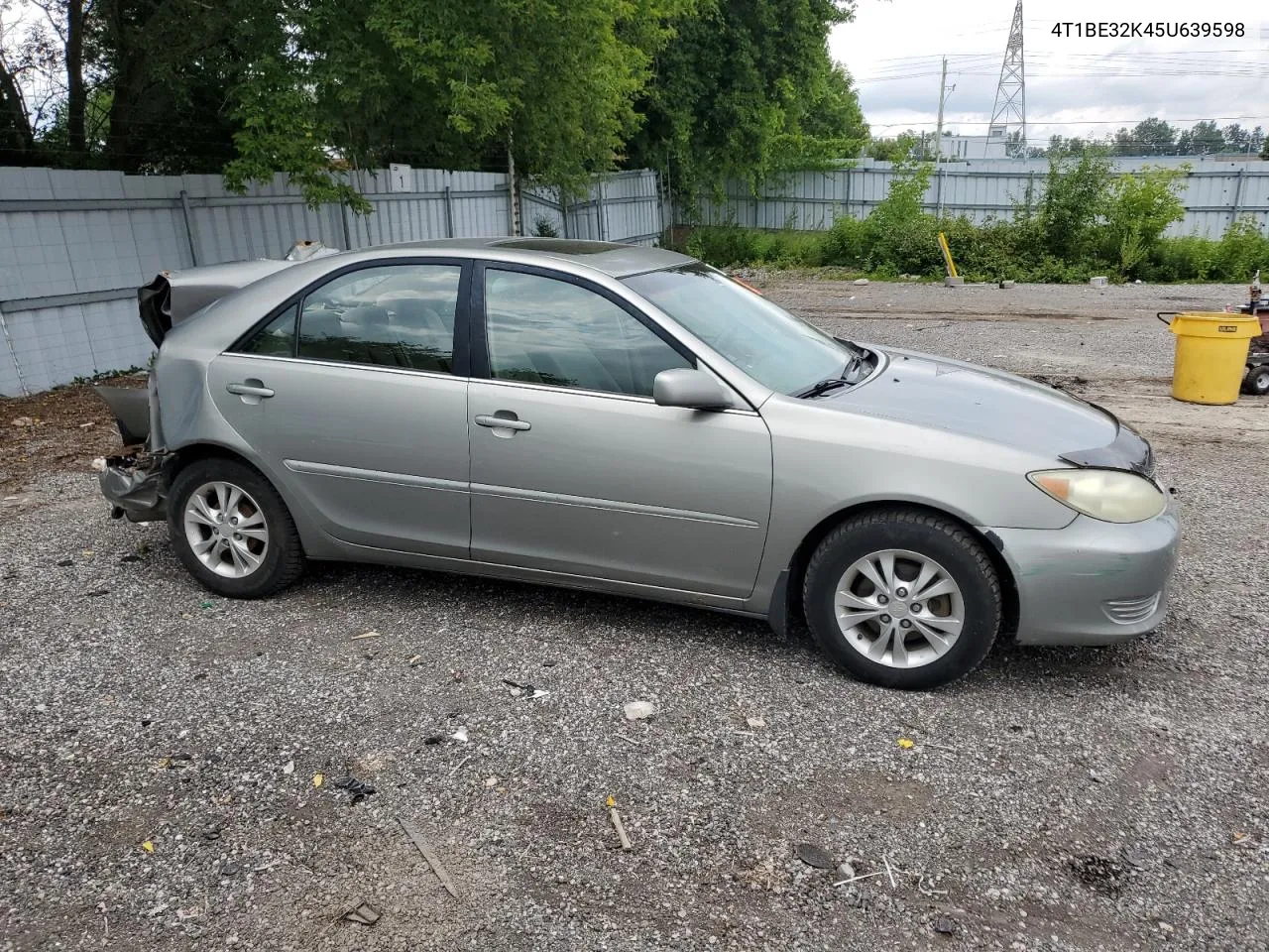 2005 Toyota Camry Le VIN: 4T1BE32K45U639598 Lot: 64750634