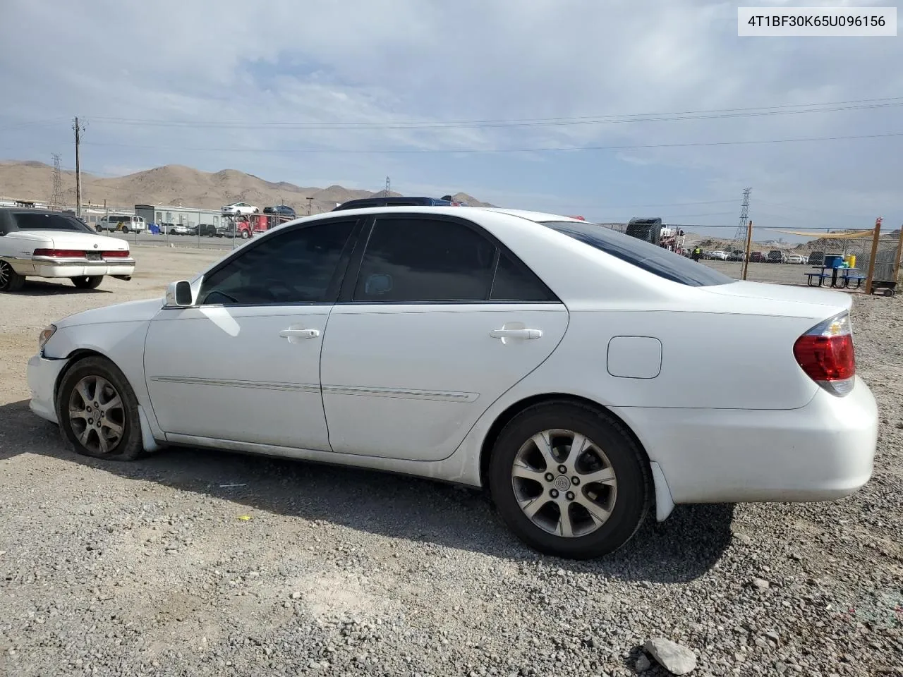 2005 Toyota Camry Le VIN: 4T1BF30K65U096156 Lot: 65701094