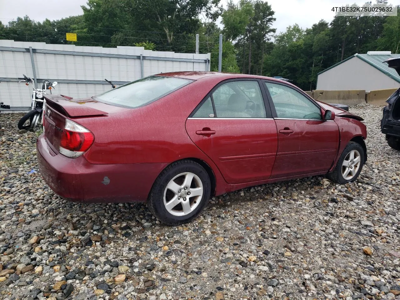 4T1BE32K75U029632 2005 Toyota Camry Le