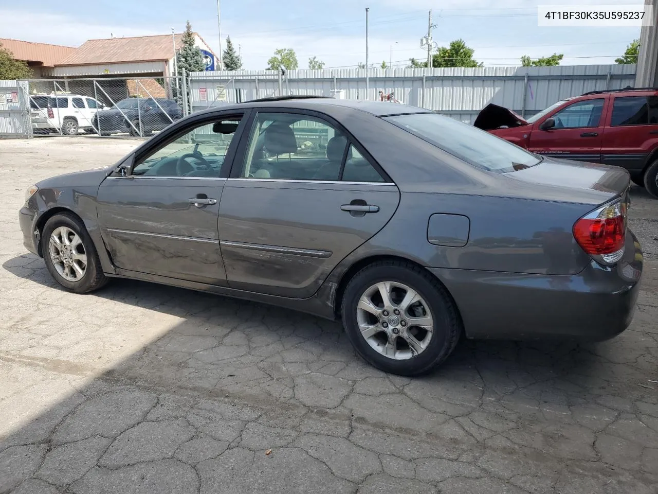 2005 Toyota Camry Le VIN: 4T1BF30K35U595237 Lot: 66488954