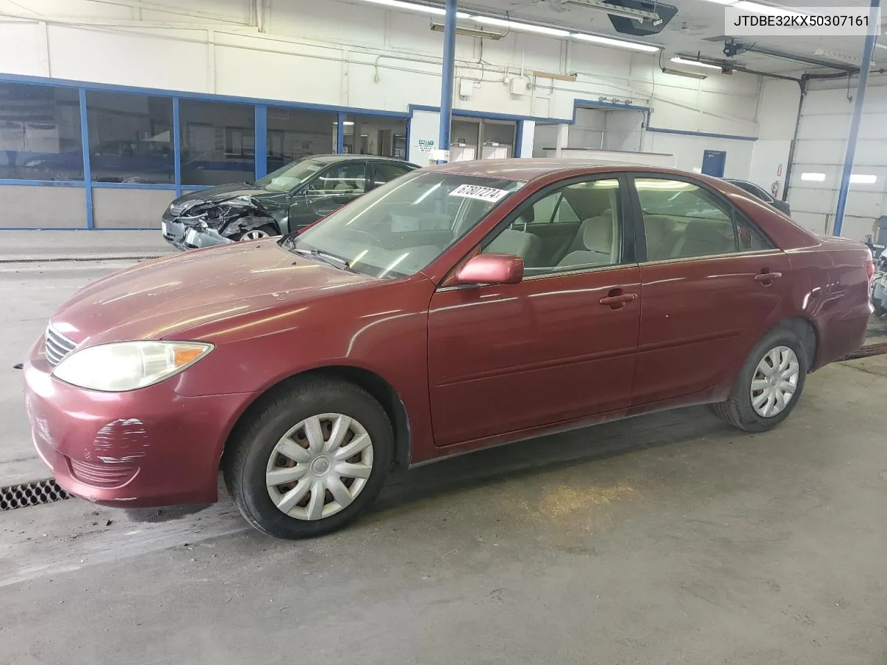 2005 Toyota Camry Le VIN: JTDBE32KX50307161 Lot: 67807274