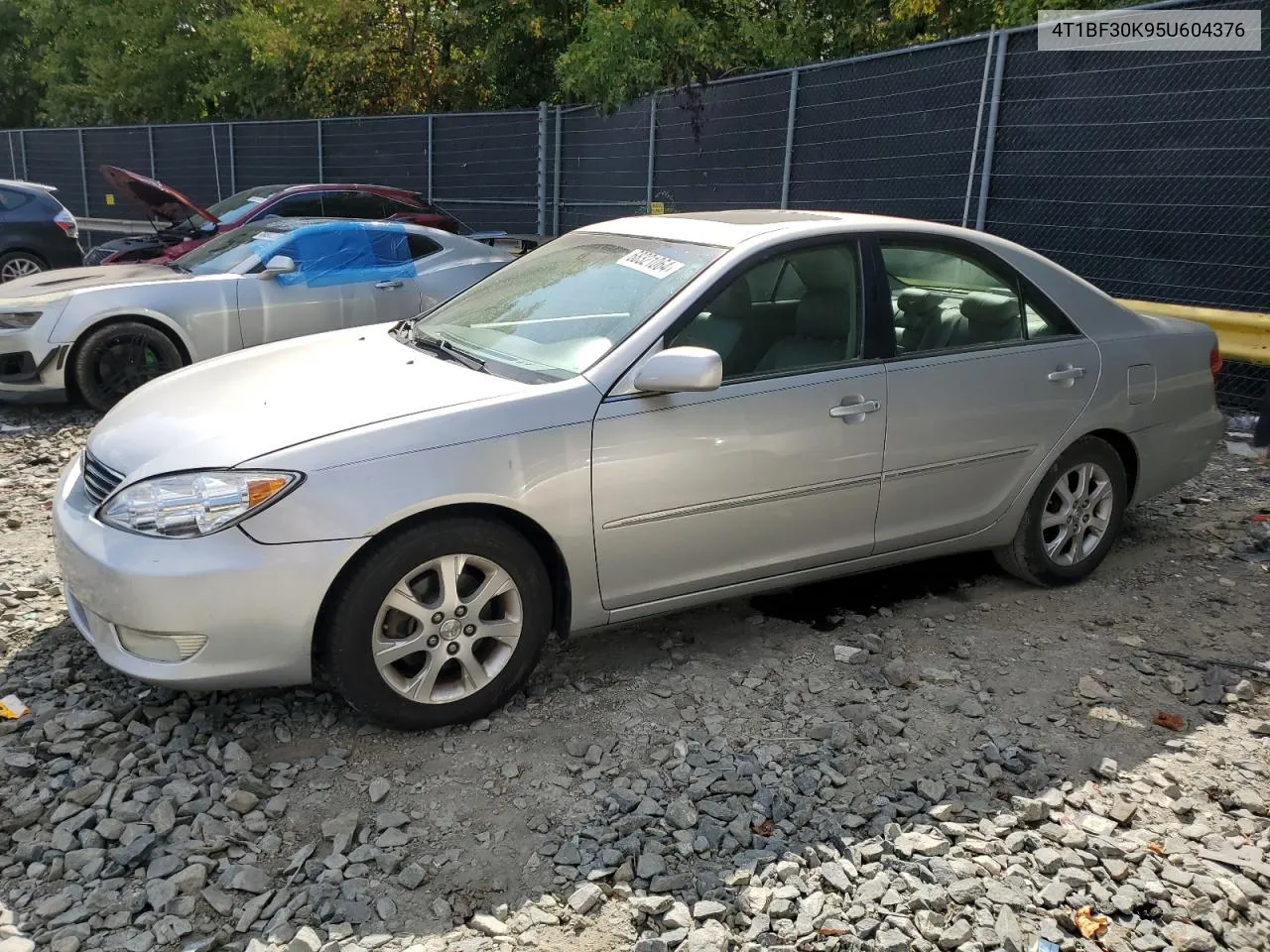 4T1BF30K95U604376 2005 Toyota Camry Le