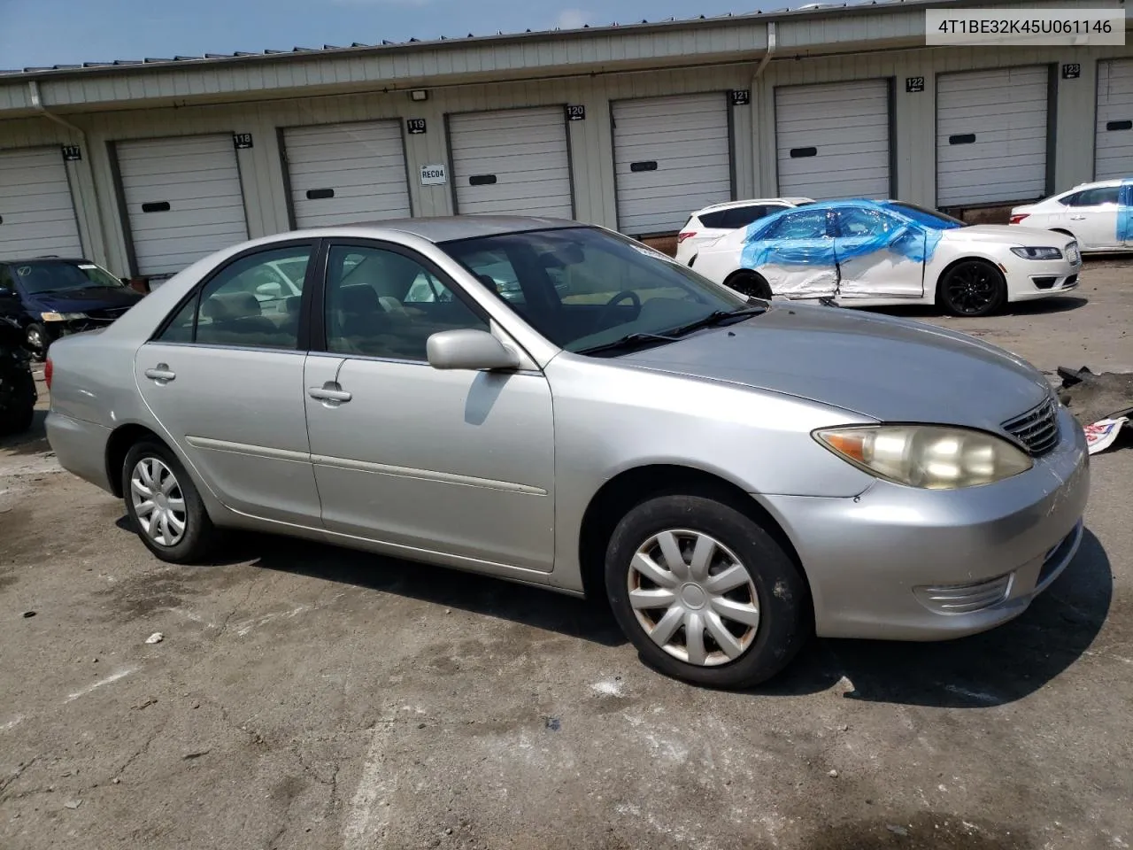 2005 Toyota Camry Le VIN: 4T1BE32K45U061146 Lot: 68459554