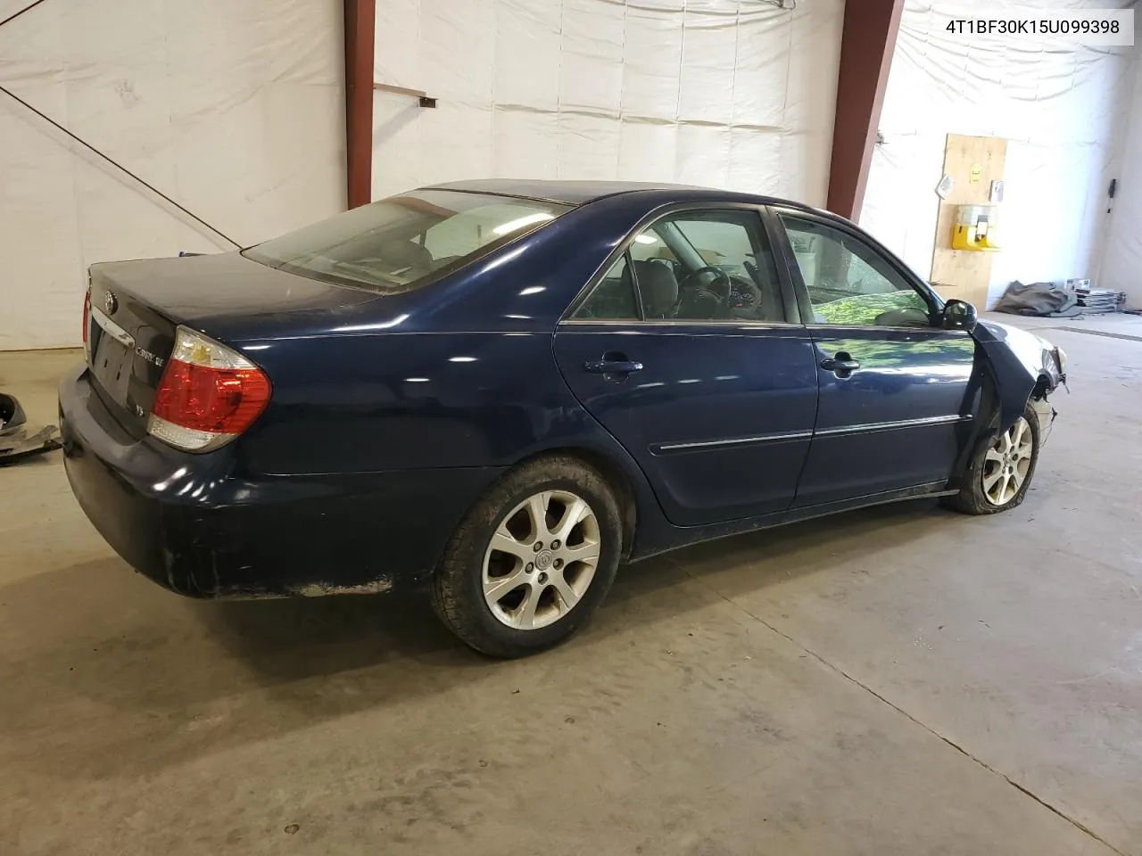 2005 Toyota Camry Le VIN: 4T1BF30K15U099398 Lot: 69152864