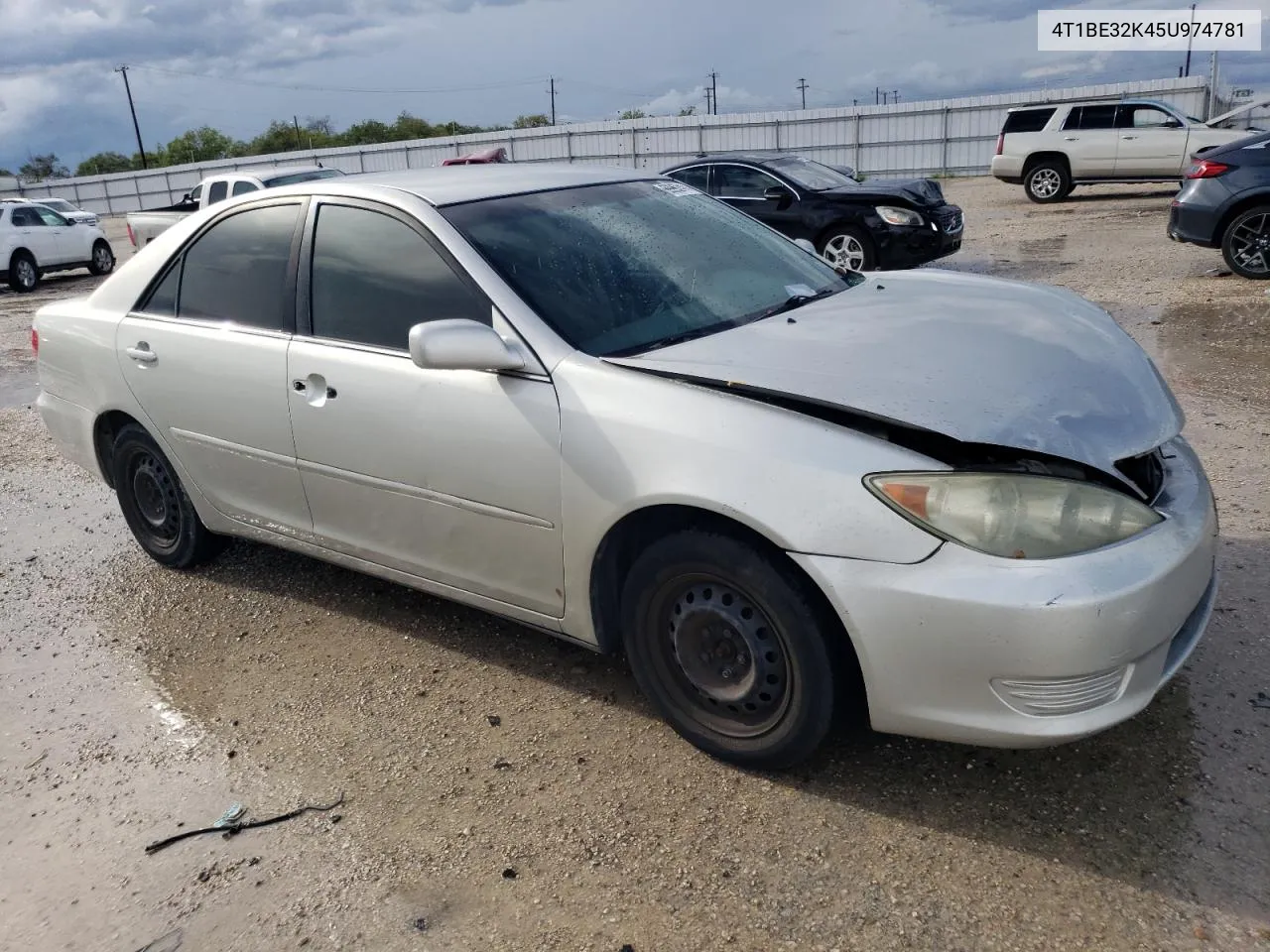 2005 Toyota Camry Le VIN: 4T1BE32K45U974781 Lot: 69962414