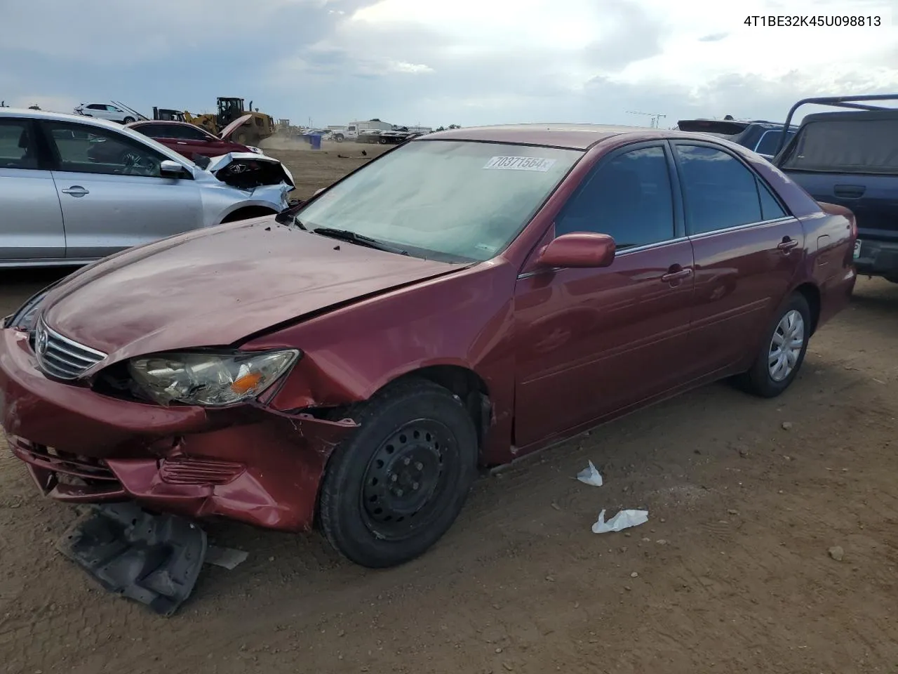 2005 Toyota Camry Le VIN: 4T1BE32K45U098813 Lot: 70371564