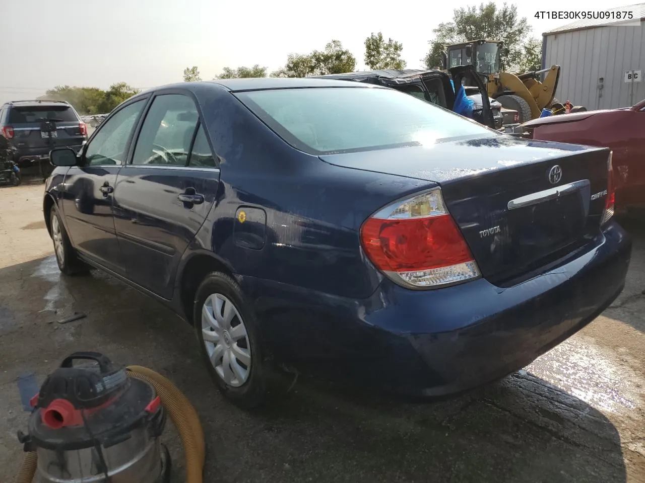 2005 Toyota Camry Le VIN: 4T1BE30K95U091875 Lot: 70515904