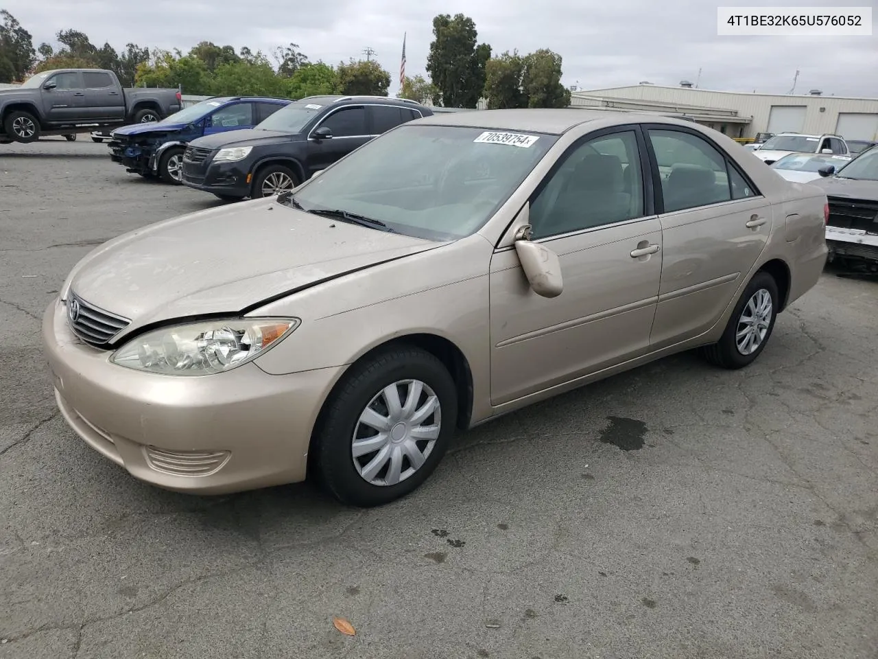 2005 Toyota Camry Le VIN: 4T1BE32K65U576052 Lot: 70539754