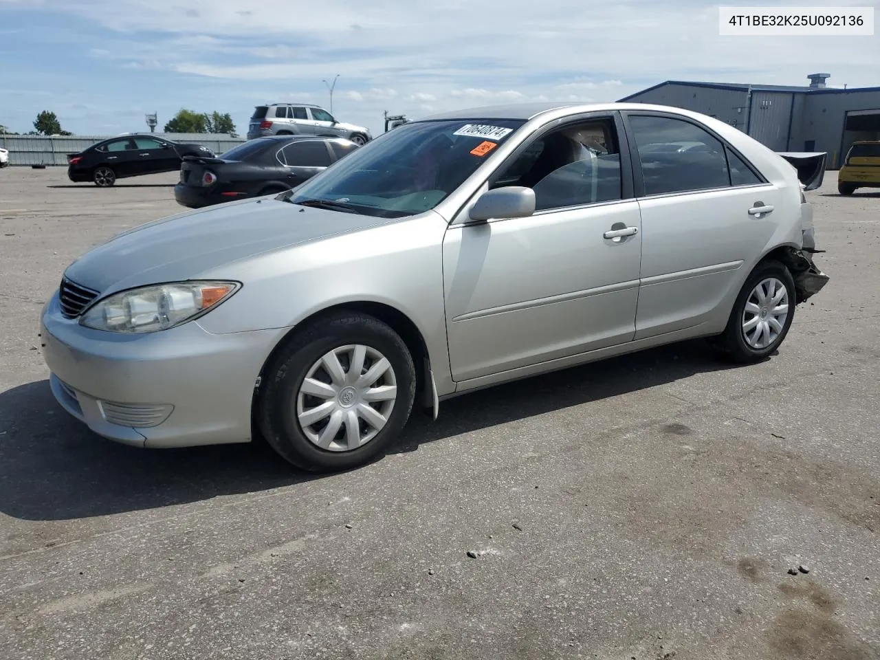 2005 Toyota Camry Le VIN: 4T1BE32K25U092136 Lot: 70640874