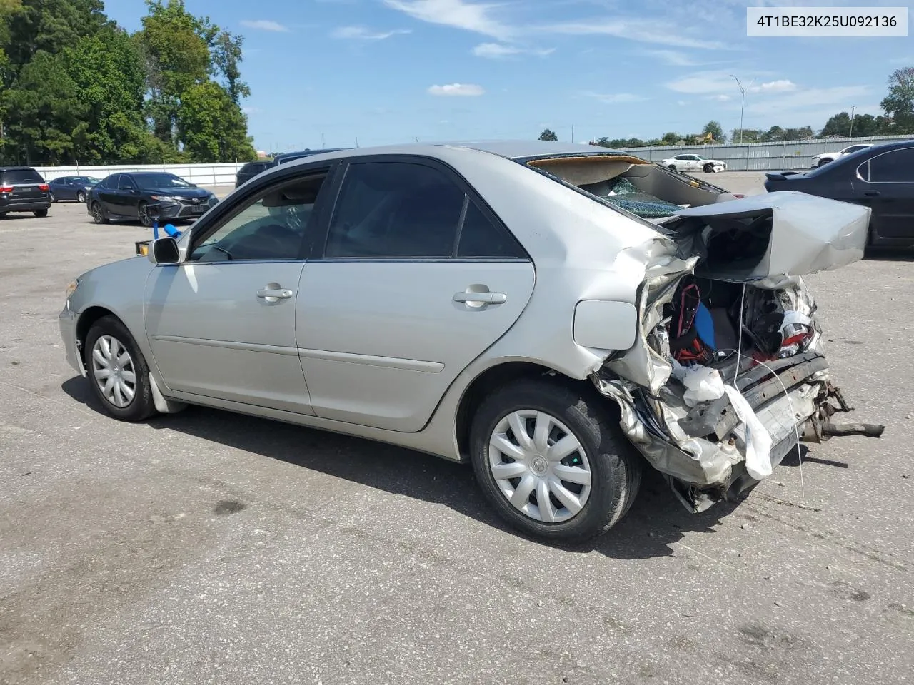 2005 Toyota Camry Le VIN: 4T1BE32K25U092136 Lot: 70640874