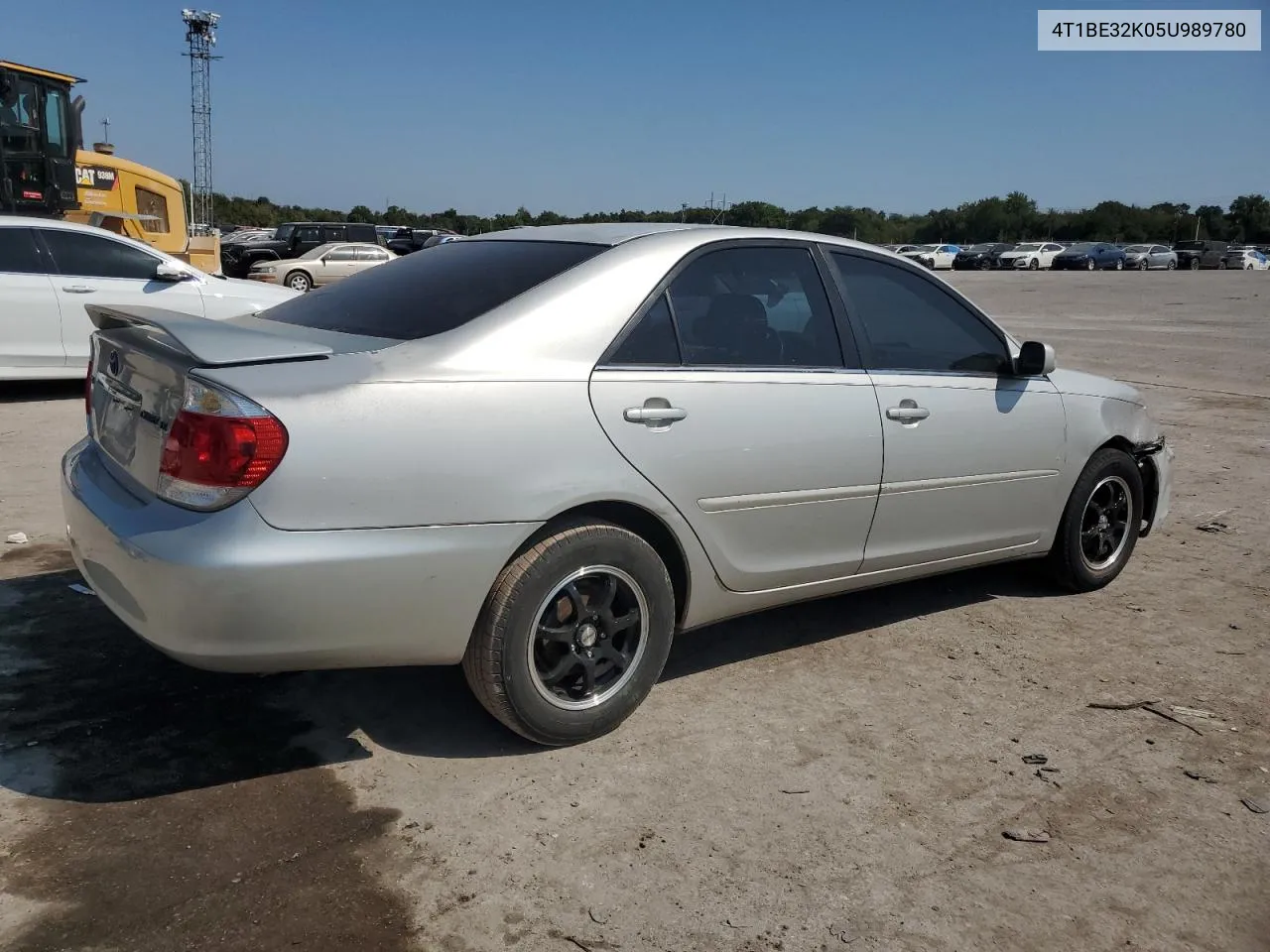 4T1BE32K05U989780 2005 Toyota Camry Le