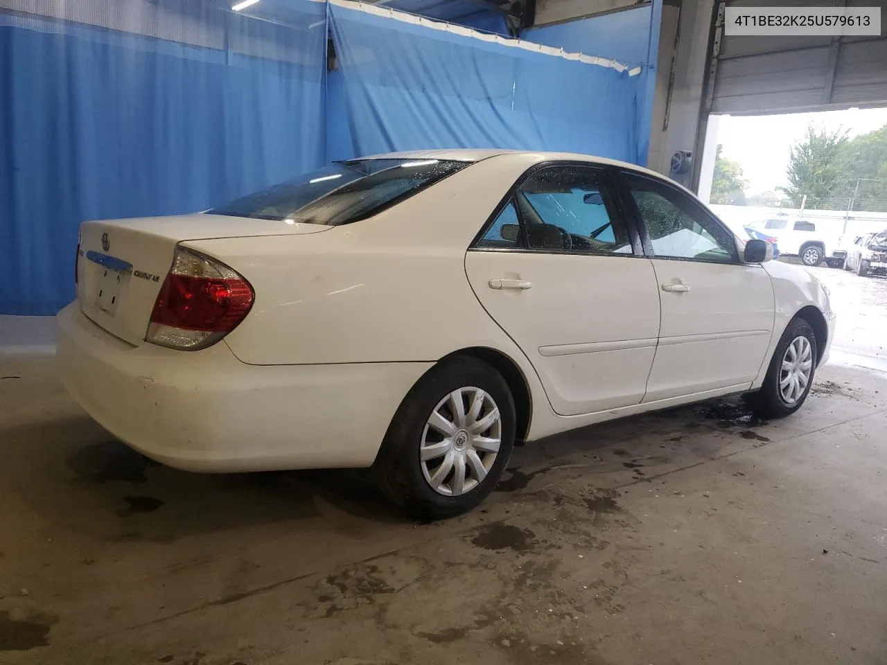 2005 Toyota Camry Le VIN: 4T1BE32K25U579613 Lot: 71345984