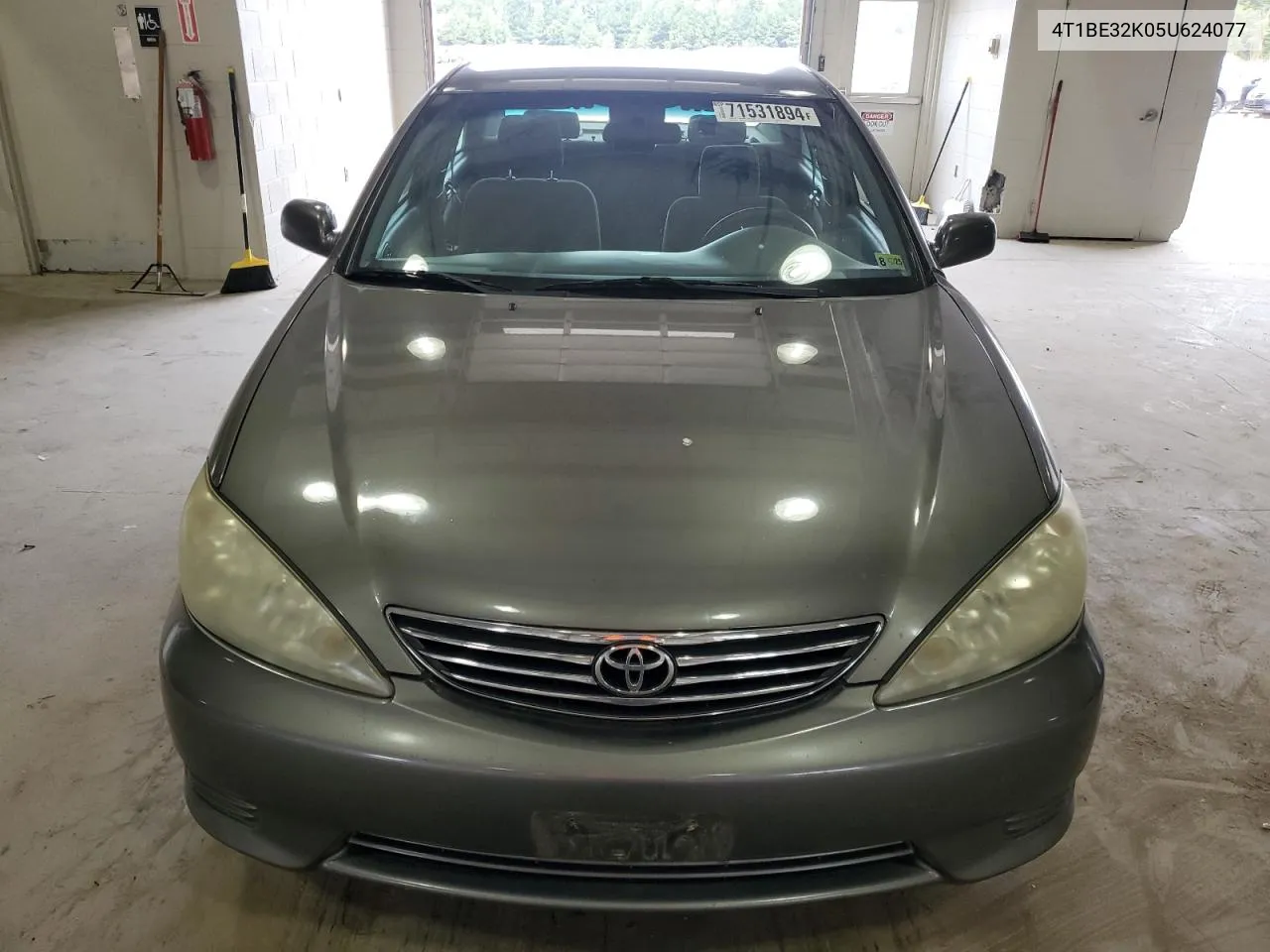 4T1BE32K05U624077 2005 Toyota Camry Le