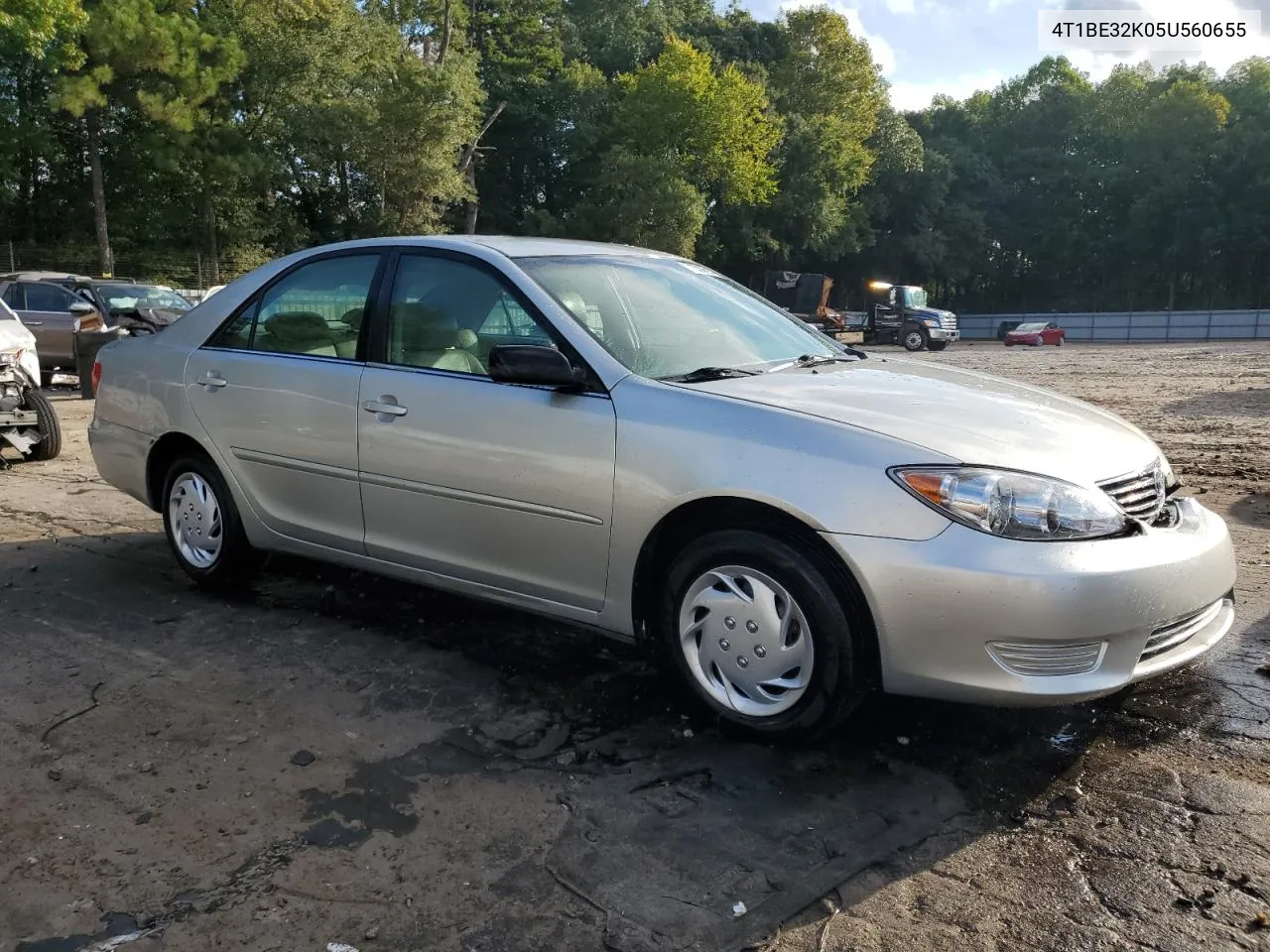 4T1BE32K05U560655 2005 Toyota Camry Le