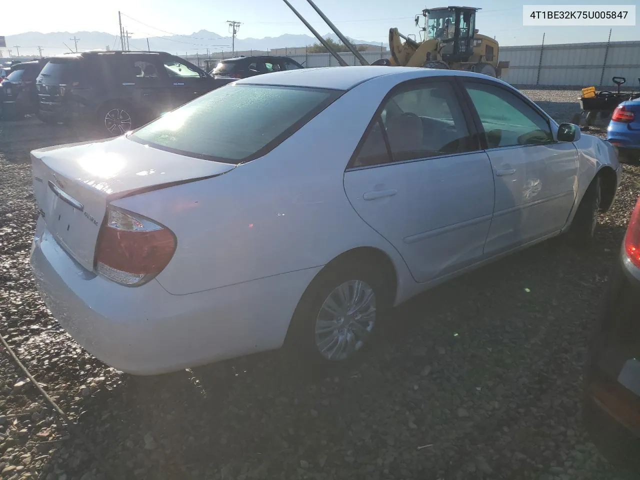 4T1BE32K75U005847 2005 Toyota Camry Le