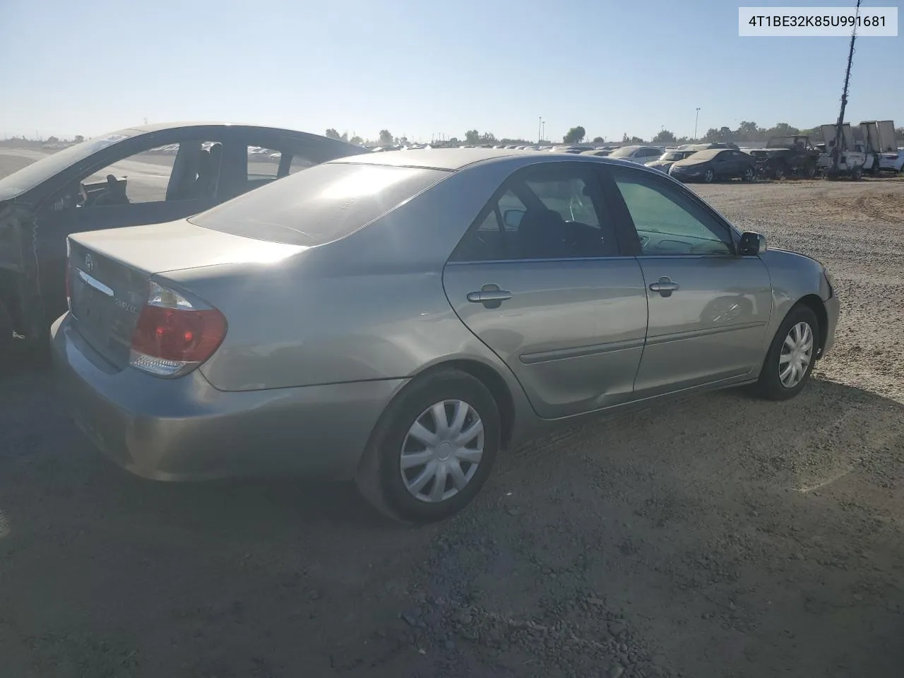 2005 Toyota Camry Le VIN: 4T1BE32K85U991681 Lot: 71663624