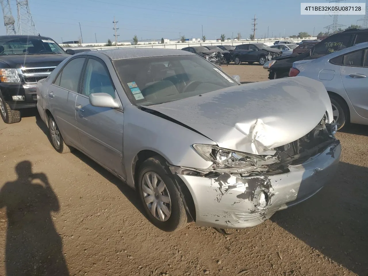 2005 Toyota Camry Le VIN: 4T1BE32K05U087128 Lot: 71777264