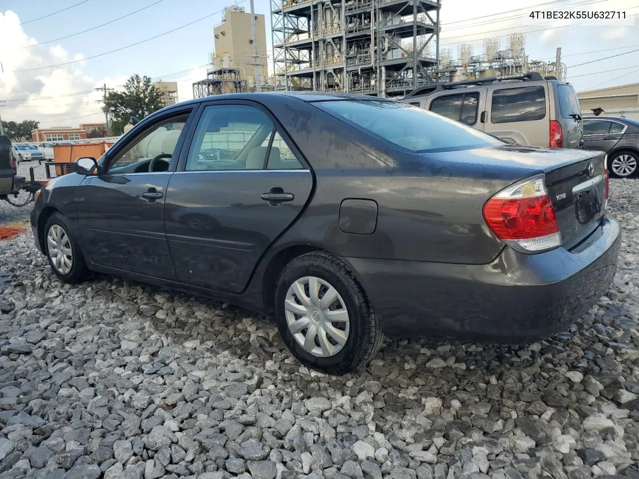 4T1BE32K55U632711 2005 Toyota Camry Le