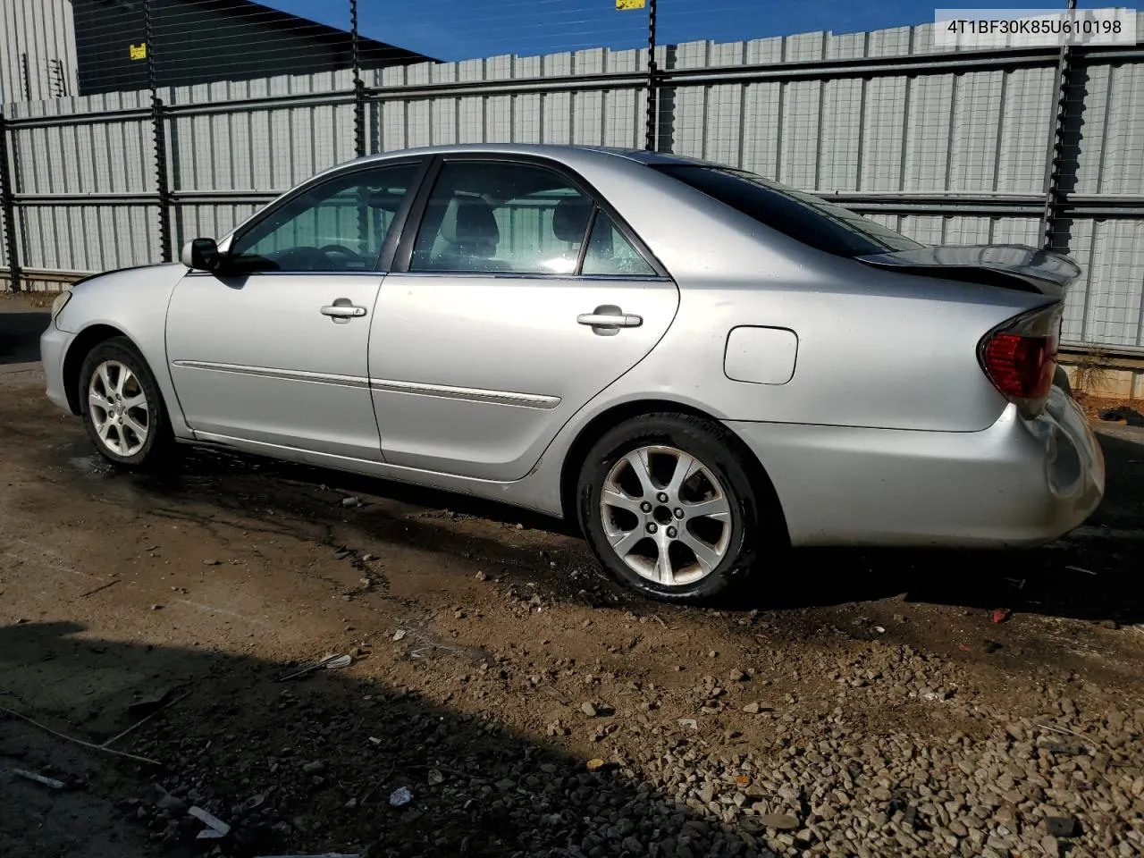 4T1BF30K85U610198 2005 Toyota Camry Le