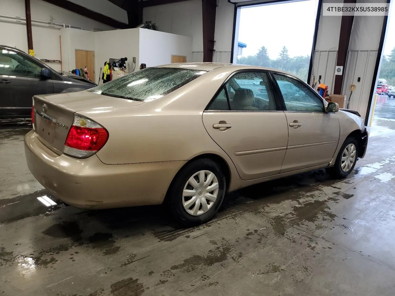 4T1BE32KX5U538985 2005 Toyota Camry Le