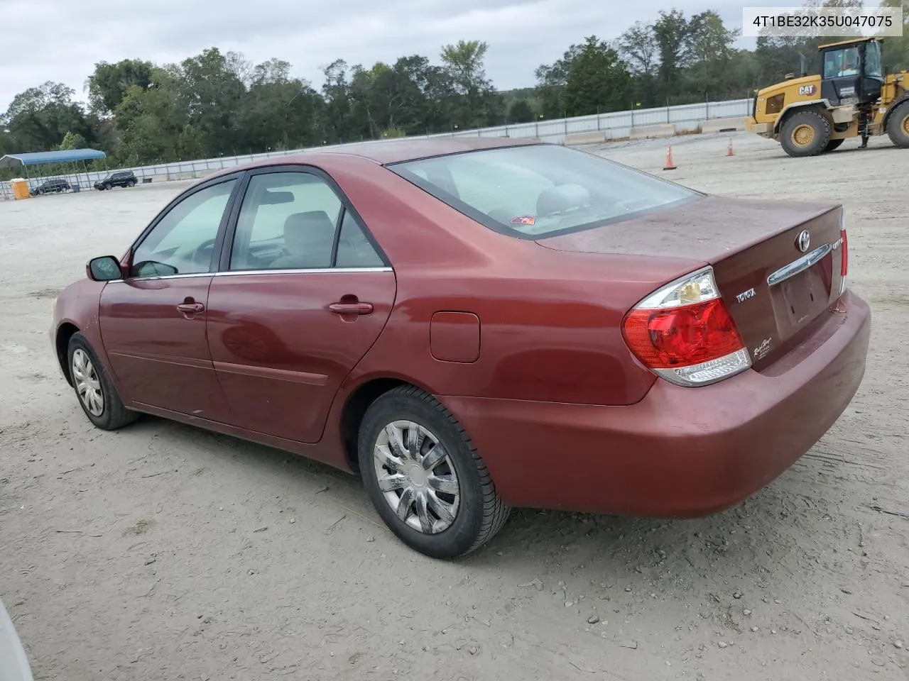 2005 Toyota Camry Le VIN: 4T1BE32K35U047075 Lot: 72701304