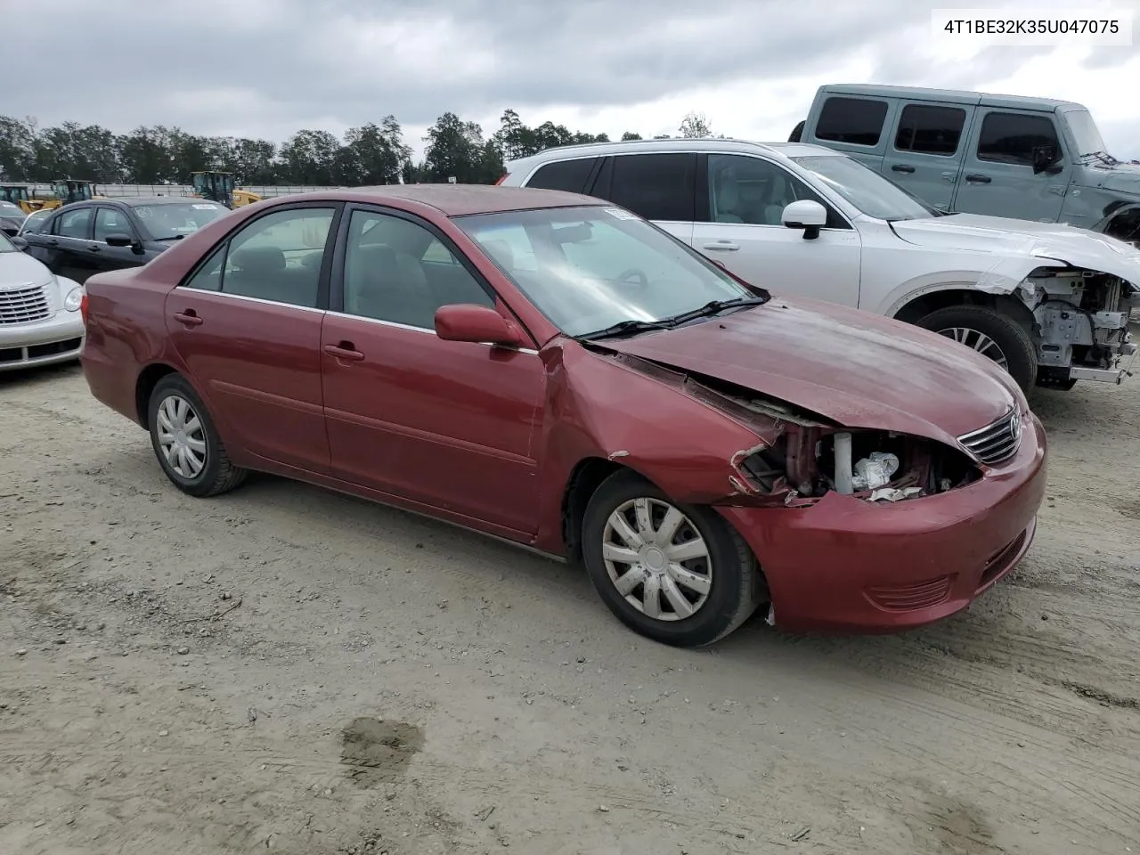 2005 Toyota Camry Le VIN: 4T1BE32K35U047075 Lot: 72701304