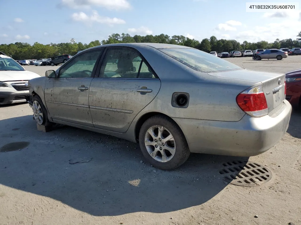 2005 Toyota Camry Le VIN: 4T1BE32K35U608701 Lot: 72710574