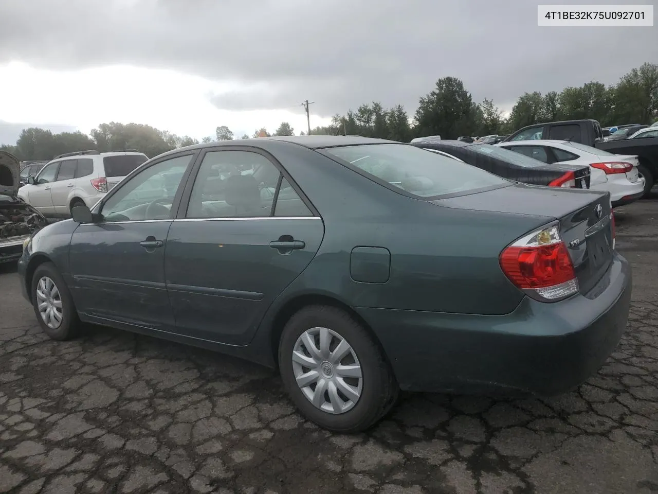 2005 Toyota Camry Le VIN: 4T1BE32K75U092701 Lot: 72735714