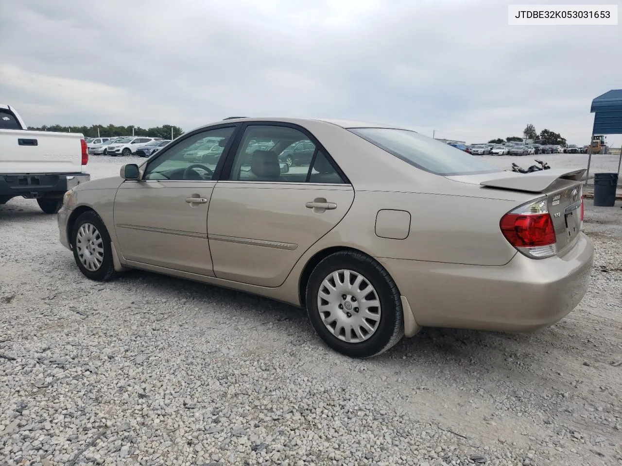 2005 Toyota Camry Le VIN: JTDBE32K053031653 Lot: 72998234