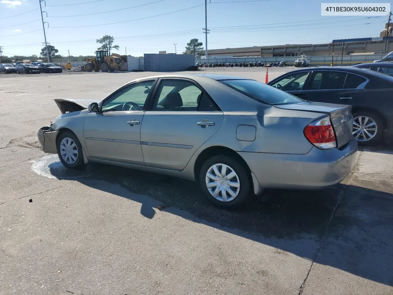 2005 Toyota Camry Le VIN: 4T1BE30K95U604302 Lot: 73056184