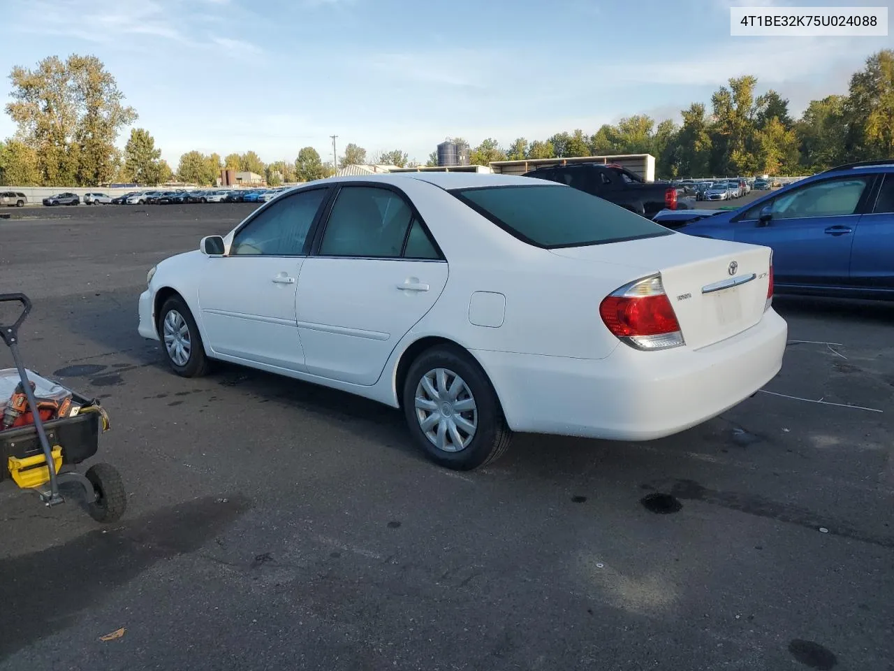 2005 Toyota Camry Le VIN: 4T1BE32K75U024088 Lot: 73506954