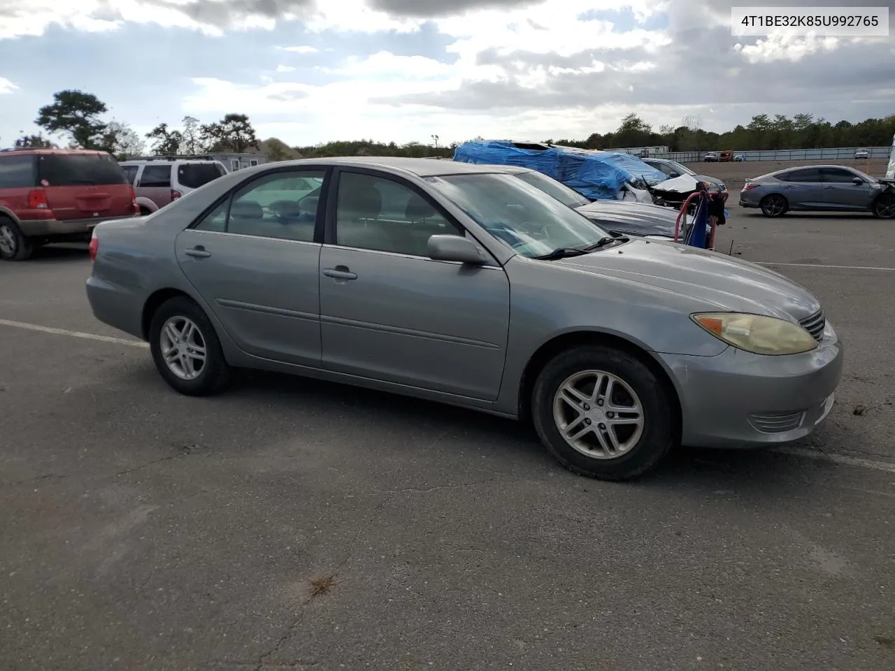 2005 Toyota Camry Le VIN: 4T1BE32K85U992765 Lot: 73577244