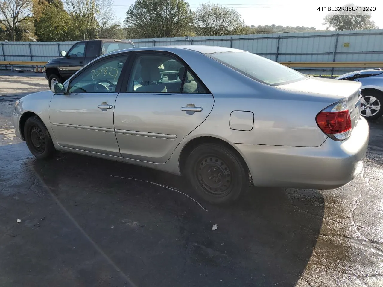 2005 Toyota Camry Le VIN: 4T1BE32K85U413290 Lot: 73796934