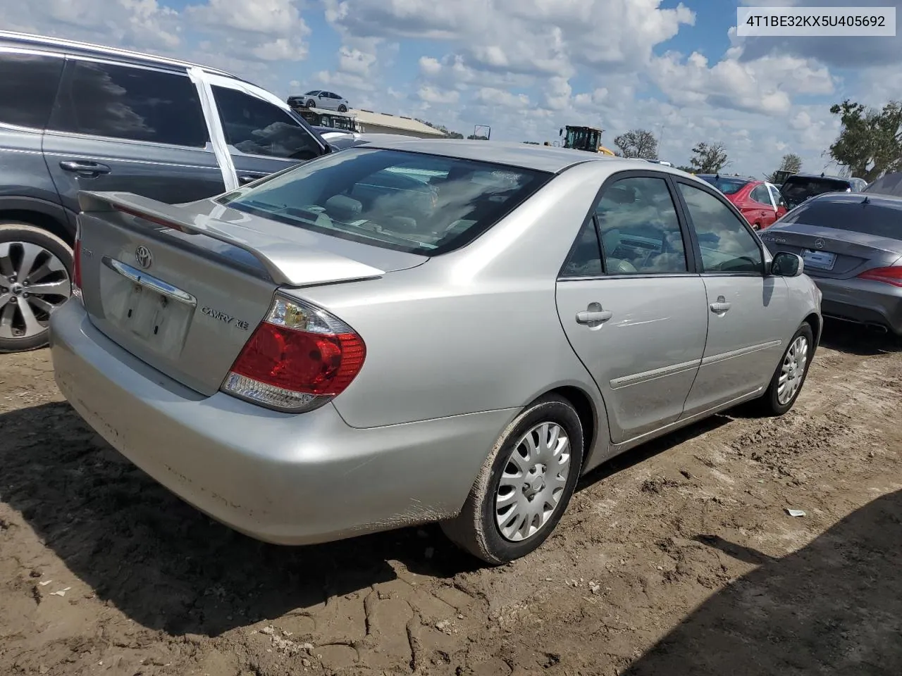 4T1BE32KX5U405692 2005 Toyota Camry Le