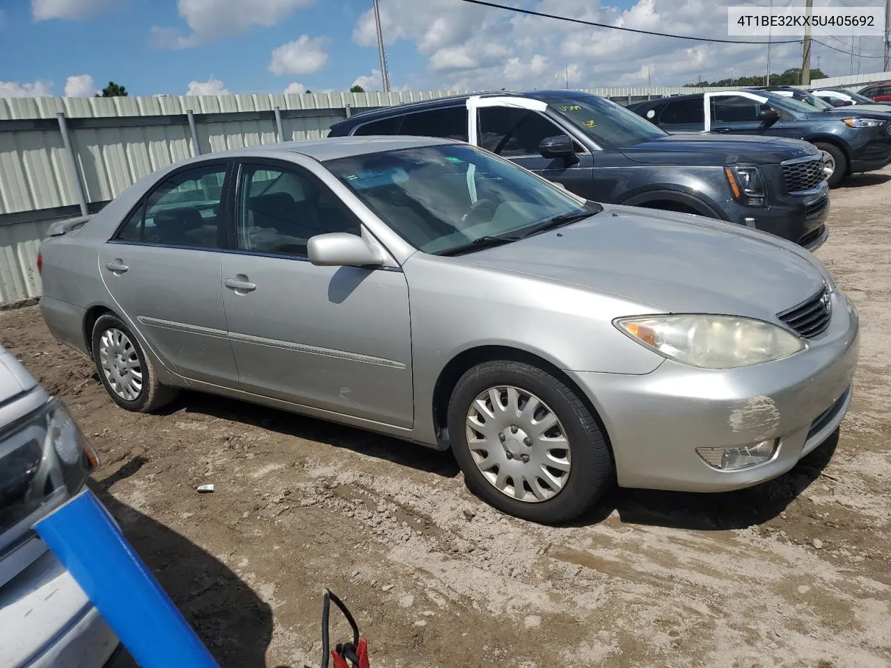 4T1BE32KX5U405692 2005 Toyota Camry Le