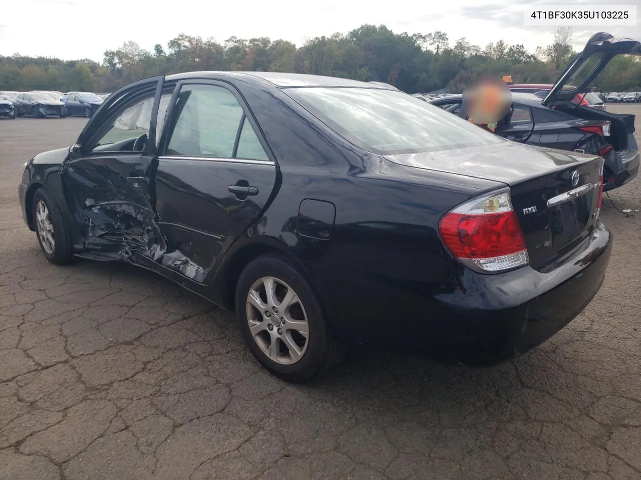 2005 Toyota Camry Le VIN: 4T1BF30K35U103225 Lot: 73936584