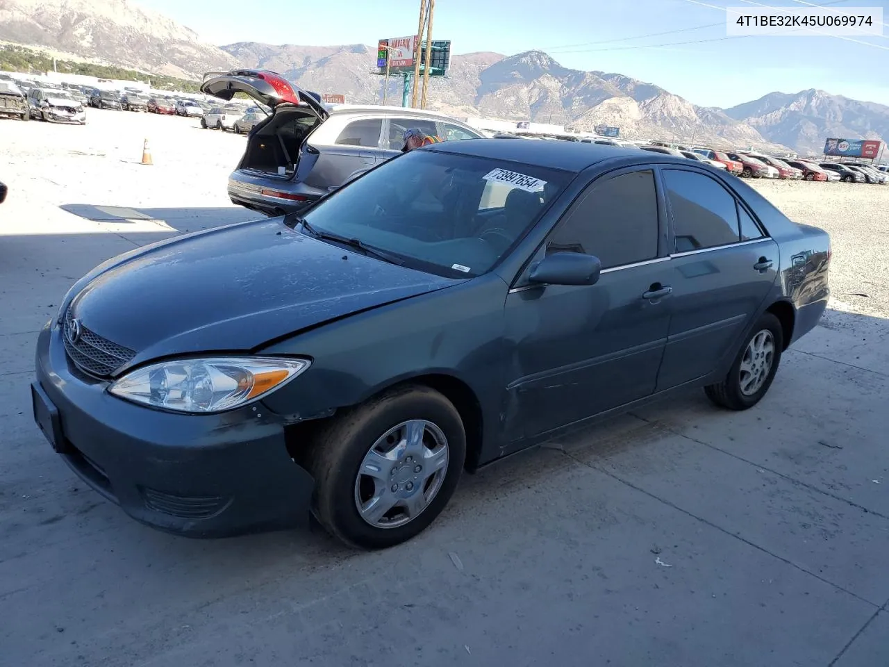 2005 Toyota Camry Le VIN: 4T1BE32K45U069974 Lot: 73997654