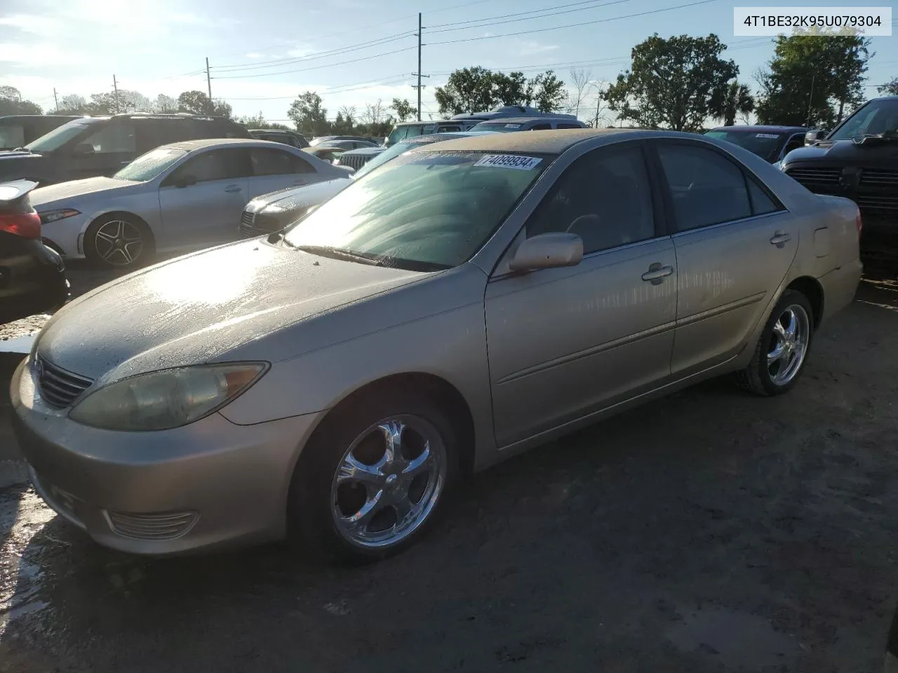 2005 Toyota Camry Le VIN: 4T1BE32K95U079304 Lot: 74099934