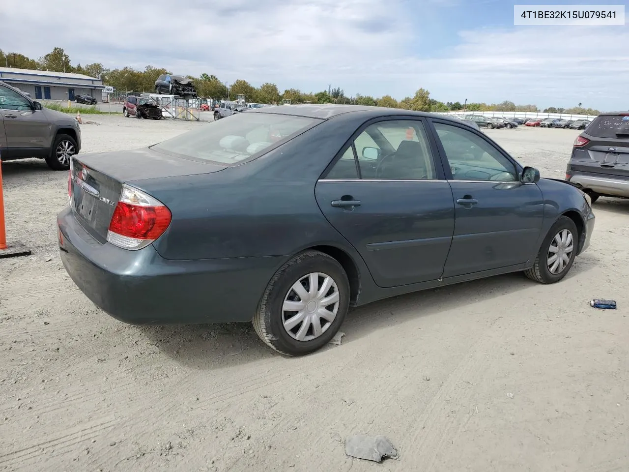 2005 Toyota Camry Le VIN: 4T1BE32K15U079541 Lot: 74151304