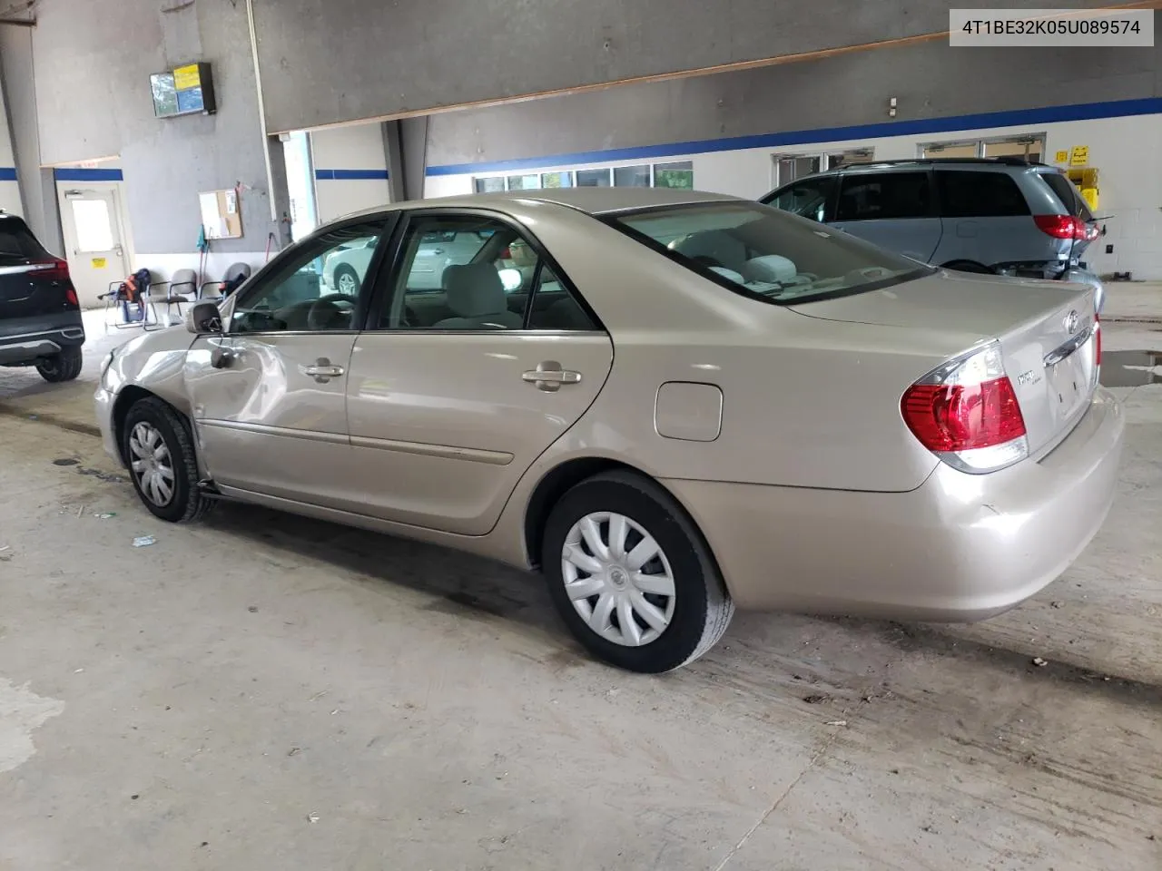 2005 Toyota Camry Le VIN: 4T1BE32K05U089574 Lot: 74314354